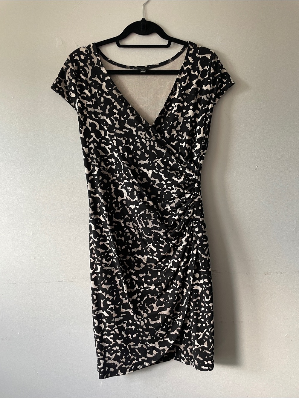 NWOT Black and White Printed Wrap-Style Women's Dress Classic Office Career